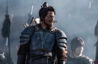 Perpisahan 'Ansi Fortress', Jo In Sung-Seolhyun cs Asyik Selfie Bareng Kru