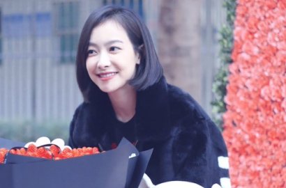 Sapa Fans Lagi, Siap-Siap Meleleh Lihat Cantiknya Victoria di Pemotretan