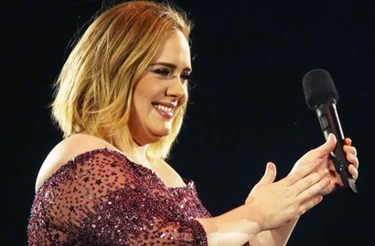 Mengejutkan, Adele Mampu Meraup Rp 2,6 Triliun Dalam Sekali Tur