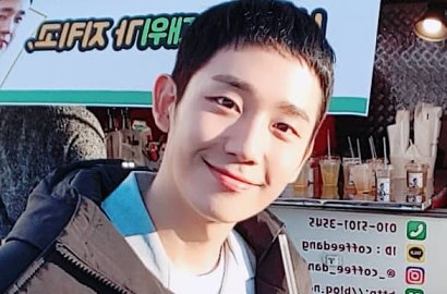 Bintangi 'Goblin' Hingga 'Wise Prison Life', Jung Hae In Tetap Ganteng Pakai Kostum Apapun