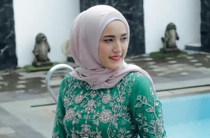 Dandan Imut Ala Boneka India, Adelia Istri Pasha Ungu Dipuji Cantik Kebangetan