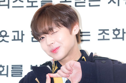 Netter Puji Kegantengan Park Jihoon Wanna One di Acara Kelulusan