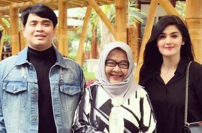 Hilda Vitria Syok Diisukan Kumpul Kebo dengan Billy Syahputra