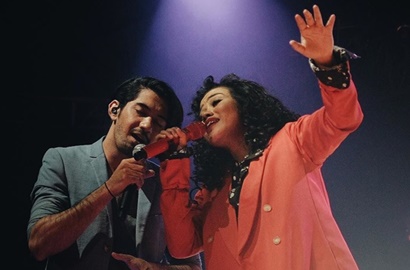Bawakan Lagu Baru, Yura Yunita dan Reza Rahadian Duet di LAFF Festival