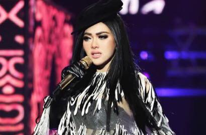 Heboh Pantat Syahrini Terlalu Melengkung, Netter Sindir Editan Berlebihan