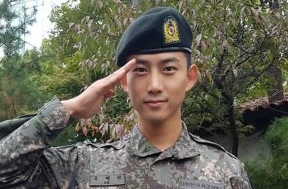 Jadi MC di Acara Militer, Kocaknya Taecyeon 'Promosikan' 2PM