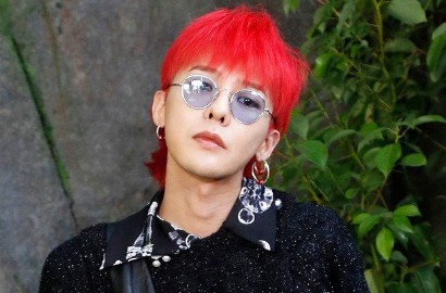 Tampil Nyentrik, G-Dragon Big Bang Pamer Cat Kuku Baru di Medsos