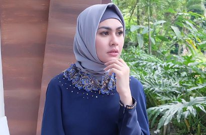 Pasca Berhijab, Begini Nasib Kontrak Kerja Kartika Putri
