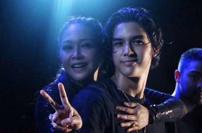 Maia Estianty Bongkar Kebiasaan Al Ghazali Minta Disuapi, Netter: Tetep Aja Ganteng