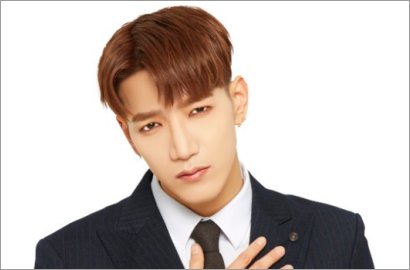 Kedapatan Nyetir Sambil Mabuk, Jun.K 2PM Umumkan Hiatus