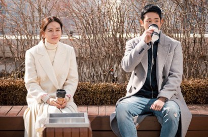 'Pretty Noona' Rilis Foto Adegan, Netter Heboh Bahas Chemistry Jung Hae In-Son Ye Jin
