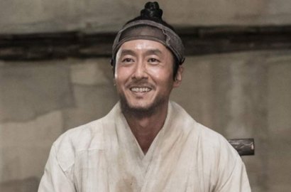 'Heung-boo' Rilis, Bunga Mawar Tertempel di Poster Untuk Kenang Mendiang Kim Joo Hyuk