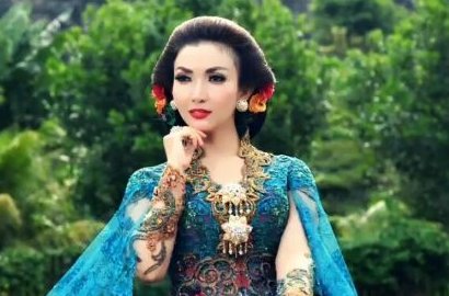 Roro Fitria Ditangkap Karena Narkoba, Netter: Pantesan Sering Halu