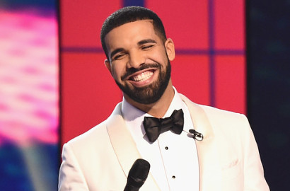 Drake Sumbangkan Rp 13,5 Miliar untuk Penduduk Miami di MV 'God's Plan'