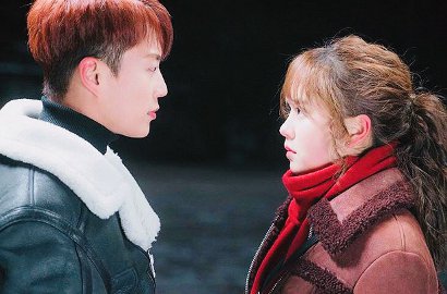 Awas Baper Lagi, Intip Foto-Foto Doo Joon Cium Kim So Hyun di 'Radio Romance'