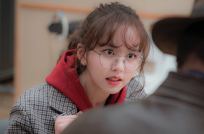Makin Dewasa, Cantiknya Kim So Hyun Bikin Betah Nonton 'Radio Romance'?