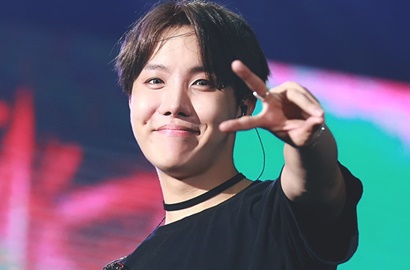 Sapa Fans, J-Hope Ngaku Bahagia Rayakan Ultah Bareng Keluarga