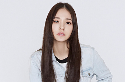 Bukan Pujian, Netter Beri Komentar Seperti Ini Tanggapi Foto-Foto Terbaru Min Hyo Rin