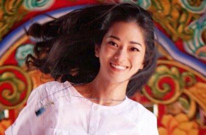 Berendam Tanpa Make Up di Foto Ini, Kecantikan Prisia Nasution Bikin Kagum