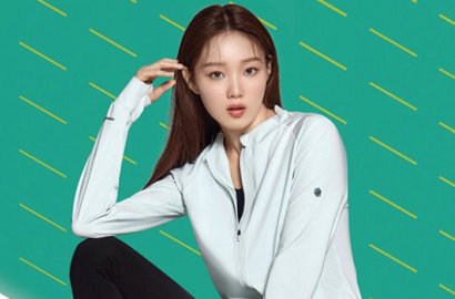 Cerianya Lee Sung Kyung Syuting 'About Time' Di Tengah Kerumunan Orang