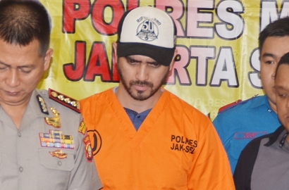 Sempat Dikabarkan Drop, Fachri Albar Alami Pusing dan Mual-Mual di Penjara