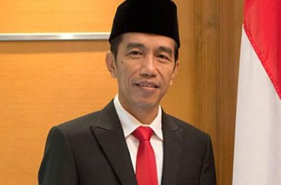 Sempatkan Nonton Film 'Dilan 1990', Presiden Jokowi Bikin Heboh Bioskop