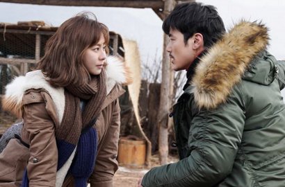 Kim Kang Woo Pose Kocak, Uee Dandan Cuek di Poster 'Oh Jak Doo'