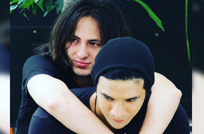 Aktris 'Anak Langit' Foto Bareng, Netter Salfok 'Kemesraan' Ammar-Dylan Carr