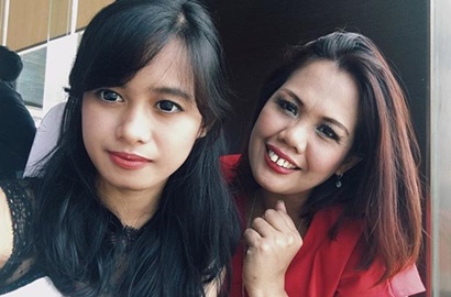 Akui Malu Ibunya Pacari Berondong, Sikap Dewasa Putri Ely Sugigi Banjir Pujian