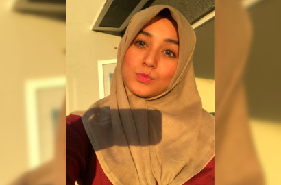 Cantik Berhijab, Juwita Bahar Mengaku Belum Siap Berhijrah