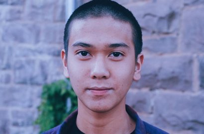Vanesha-Adipati Diisukan Pacaran, Giliran Iqbaal Ramadhan Gandeng Cewek Bule