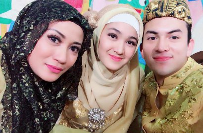 Tanding Nyanyi Dangdut, Dandanan 'Ibunda' Cut Syifa di 'Sodrun' Cetar Membahana