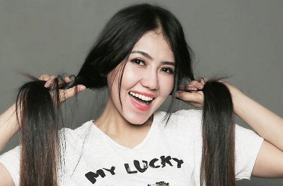 Masih Ngehits, Via Vallen Nggak Bosan Nyanyikan Lagu 'Sayang'