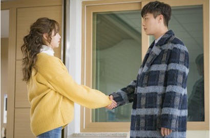 Doo Joon Cium Mesra Kim So Hyun di 'Radio Romance' Bikin Heboh Fans