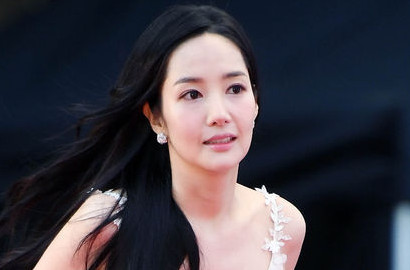 Netter Tak Setuju Park Min Young Dampingi Park Seo Joon di Drama Baru