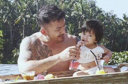 Bakal Ditinggal Pergi Rio Dewanto, Putri Atiqah Hasiholan Lakukan Hal Imut Ini