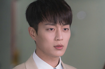 Syuting 'Radio Romance', Yoon Doo Joon Tengkurap dan Sok Imut Bareng Kim So Hyun