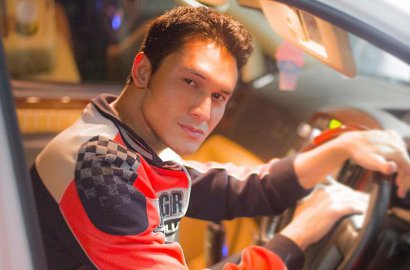 Akui Tak Pernah Jomblo, Indra L. Bruggman: Masa Orang Ganteng Sendirian