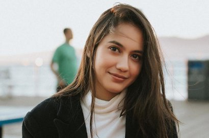 Bintangi Film Horor, Pevita Pearce Tak Akan Pedulikan Penampilan