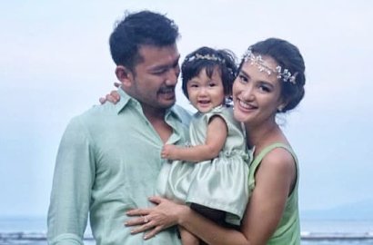 Ikut Foto Bareng Pengiring Pengantin Chico Jericho, Anak Rio Dewanto Bikin Salfok