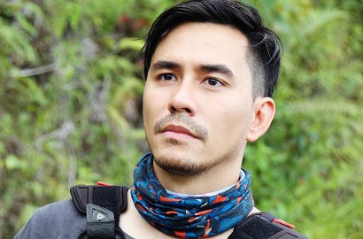 Darius Sinathrya Unggah Foto Kecil, Netter: Kok Beda Sama yang Sekarang?