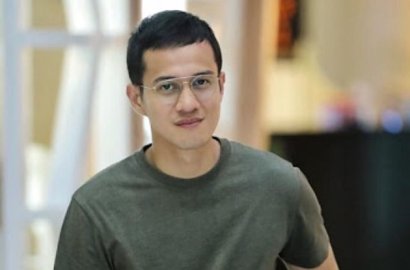 Budaya Nikah Besar-Besaran, Herjunot Ali: Saya Tumbuh Nggak Seperti Itu