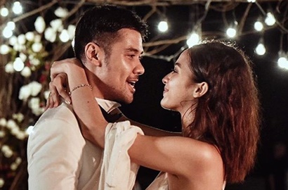 Foto Pre-Wedding Chico 'Tanpa Busana' Beredar, Putri Marino Pakai Kalung Salib Dikira Pindah Agama