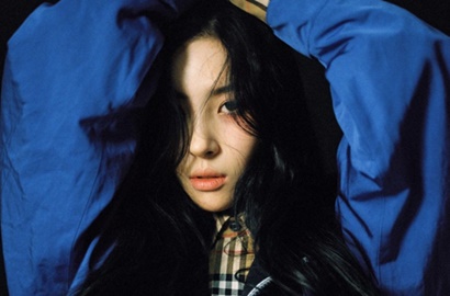 Intip Gaya Seksi Sunmi yang Pamer Pusar dan Paha Mulus di Foto-Foto Ini