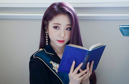 Tanpa Make Up, Yoo Yeonjung Cosmic Girls Mengaku Memiliki Wajah Berbeda
