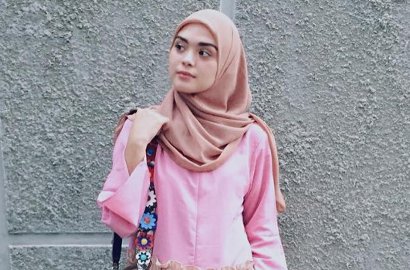 Vebby Palwinta Pilih Kerjakan Skripsi Ketimbang Galau Soal Jodoh