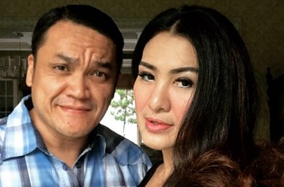 Liza Natalia Rayakan Anniversary, Sosok Suami Mirip Farhat Abbas Jadi Sorotan