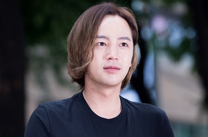 Seru, Jang Geun Suk Naik Kapal dan Dua Karakternya Berhadapan di Teaser 'Switch'