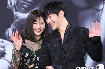 Pose Unyu Bareng, Joy - Woo Do Hwan Dipuji Serasi di Preskon 'Great Seducer'