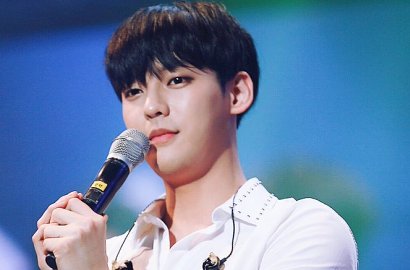 Gokil Saat Sekarat, Akting Minhyuk BTOB di Drama tvN Bikin Ngakak